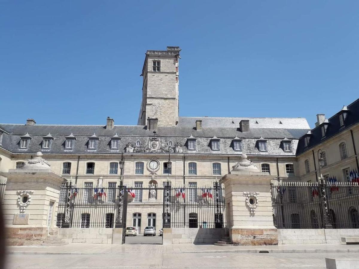 Logis Saint Martin Bed & Breakfast Magny-les-Villers Exterior photo