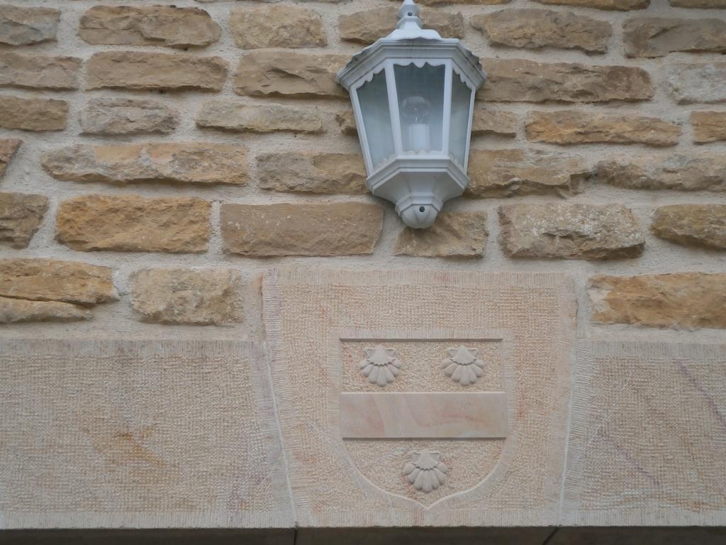 Logis Saint Martin Bed & Breakfast Magny-les-Villers Exterior photo