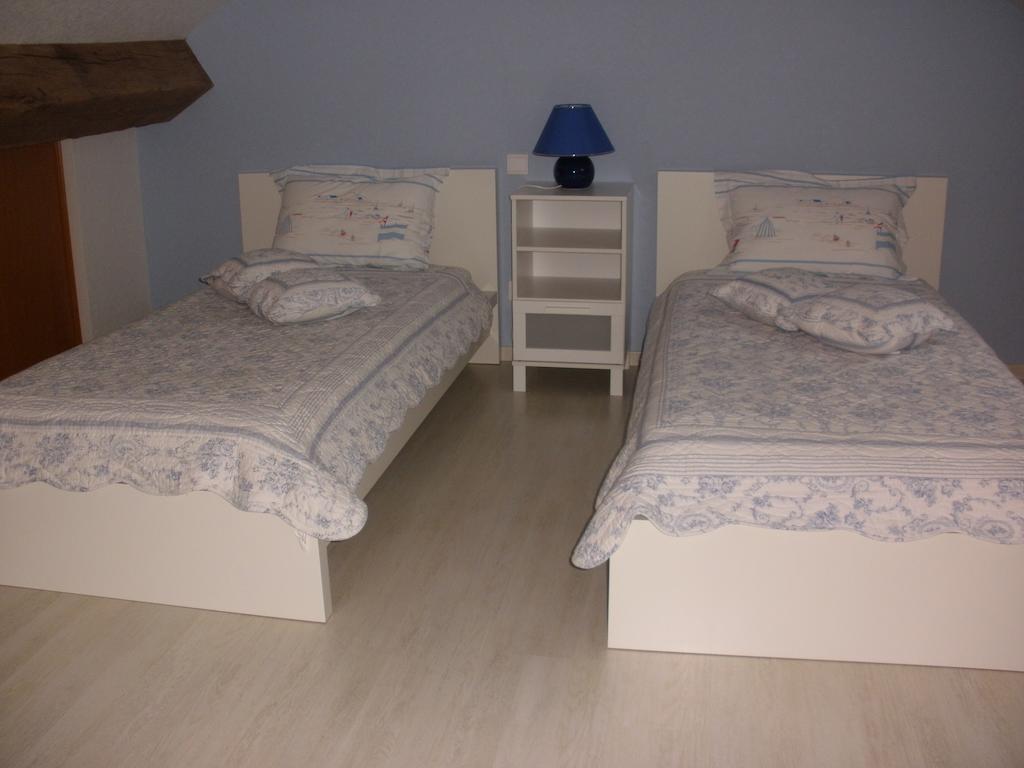 Logis Saint Martin Bed & Breakfast Magny-les-Villers Exterior photo
